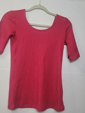 Decree Pink Ribbed Short Sleeve Scoop Neck Top